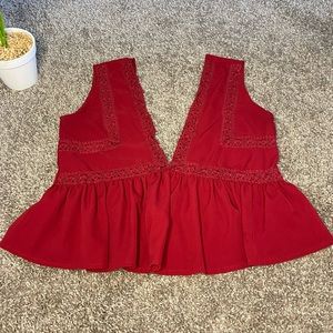 Lace trim frill hem top
